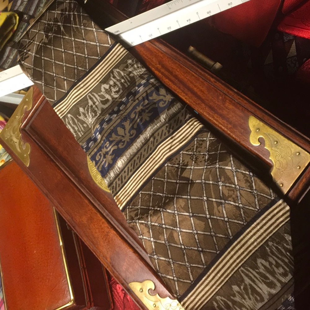 J. T. Beckett tie
